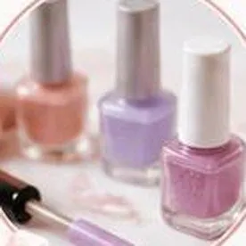 Nail polish station